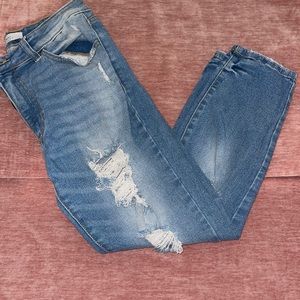 **LIKE NEW** KANCAN SIGNATURE SKINNY JEANS